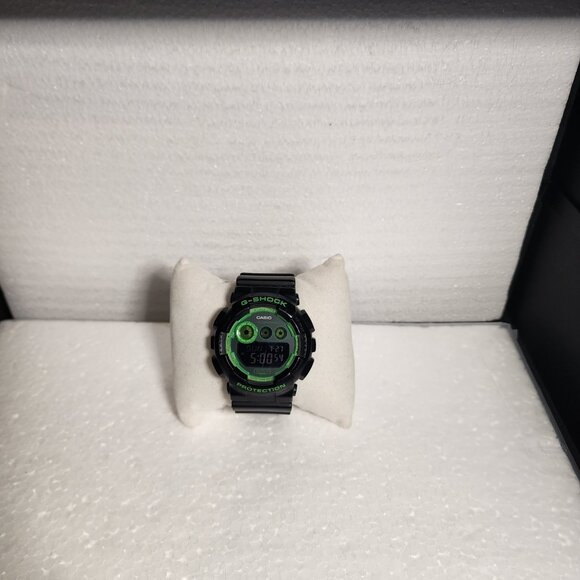 Casio G Shock Lime green and black - Picture 11 of 11